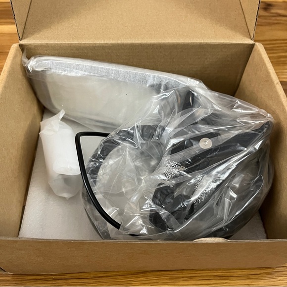 EYOCEAN Clip Light - Black - Picture 3 of 4